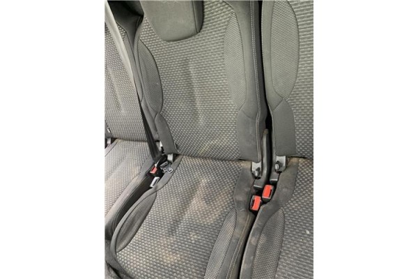 Recambio de asiento trasero central para citroen c4 picasso 1.6 hdi referencia OEM IAM 8881QF  