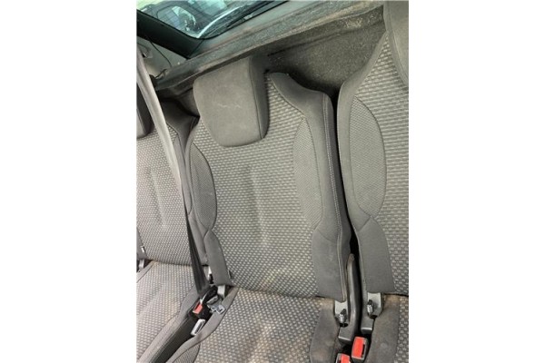 Recambio de asiento trasero central para citroen c4 picasso 1.6 hdi referencia OEM IAM 8881QF  