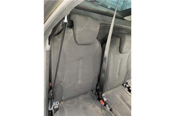 Recambio de asientos trasero derecho para citroen c4 picasso 1.6 hdi referencia OEM IAM 8881QG  