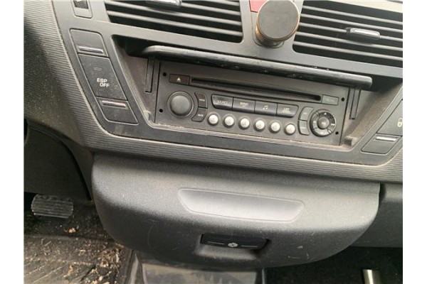 Recambio de autoradio para citroen c4 picasso 1.6 hdi referencia OEM IAM 6574LY  