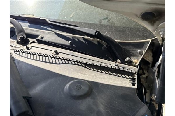 Recambio de torpedo para bmw serie 1 berlina 5p (f20) 2.0 116d referencia OEM IAM 51717240672  