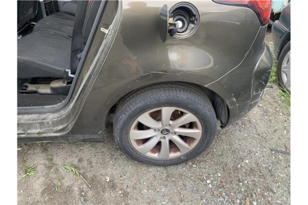 Recambio de bomba combustible para citroen c4 picasso 1.6 hdi referencia OEM IAM 1525LE  