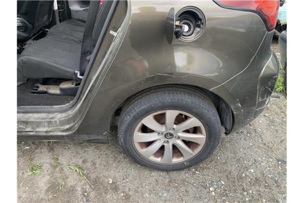 Recambio de bomba combustible para citroen c4 picasso 1.6 hdi referencia OEM IAM 1525LE  