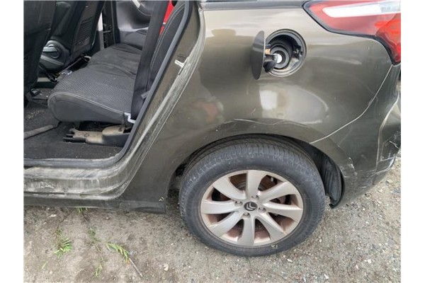 Recambio de bomba combustible para citroen c4 picasso 1.6 hdi referencia OEM IAM 1525LE  