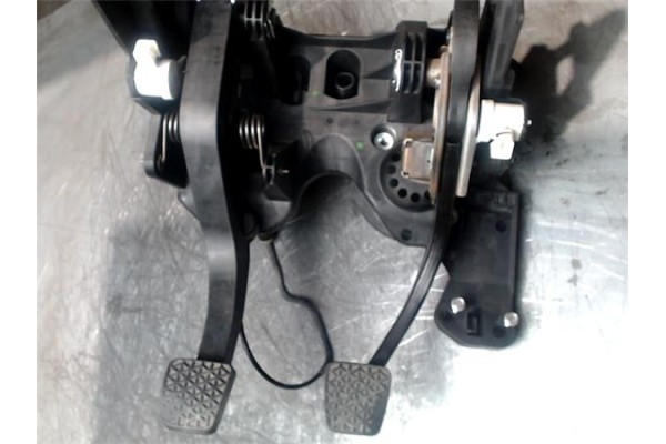 Recambio de juego pedales completo para opel astra k berlina 5p 1.6 dynamic referencia OEM IAM   