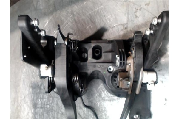 Recambio de juego pedales completo para opel astra k berlina 5p 1.6 dynamic referencia OEM IAM   
