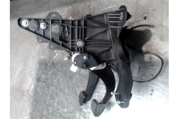 Recambio de juego pedales completo para opel astra k berlina 5p 1.6 dynamic referencia OEM IAM   
