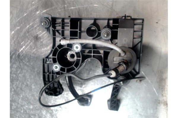 Recambio de juego pedales completo para opel astra k berlina 5p 1.6 dynamic referencia OEM IAM   