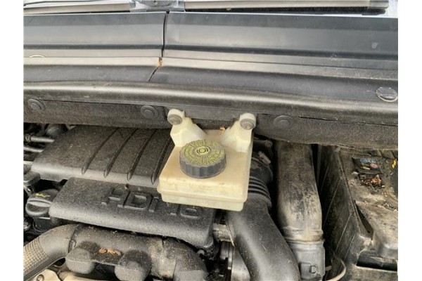 Recambio de bomba freno para citroen c4 picasso 1.6 hdi referencia OEM IAM 4601T1  