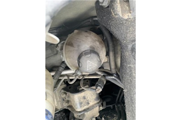 Recambio de botella expansion para citroen c4 picasso 1.6 hdi referencia OEM IAM 1323X6  