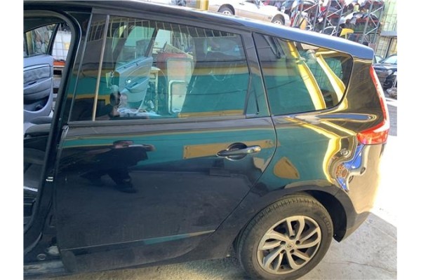 Recambio de puerta trasero izquierda para renault grand scénic iii (jz0/1_) 1.5 dci referencia OEM IAM 821013577R 821013264R 