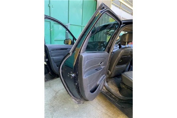 Recambio de puerta trasero izquierda para renault grand scénic iii (jz0/1_) 1.5 dci referencia OEM IAM 821013577R 821013264R 