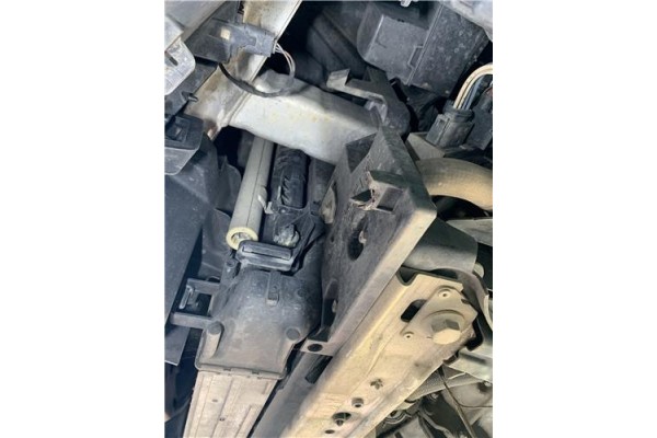 Recambio de radiador para renault grand scénic iii (jz0/1_) 1.5 dci referencia OEM IAM 214100002R  