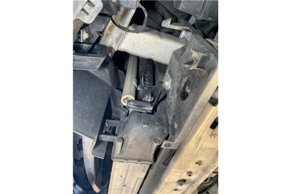 Recambio de radiador para renault grand scénic iii (jz0/1_) 1.5 dci referencia OEM IAM 214100002R  