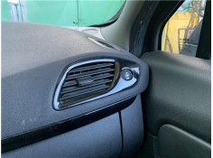 Recambio de rejilla entrada de aire para renault grand scénic iii (jz0/1_) 1.5 dci referencia OEM IAM 687607332R  