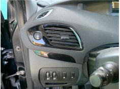 Recambio de rejilla entrada de aire para renault grand scénic iii (jz0/1_) 1.5 dci referencia OEM IAM 687612773R  