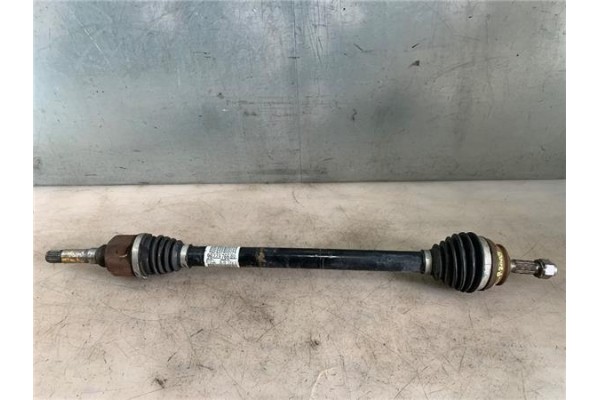 Recambio de palier delantero derecho para peugeot 2008 1.2 access referencia OEM IAM   
