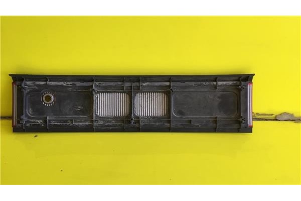 Recambio de piloto trasero derecho para mazda 323 s iv (bg) 1.3 referencia OEM IAM 0674434  