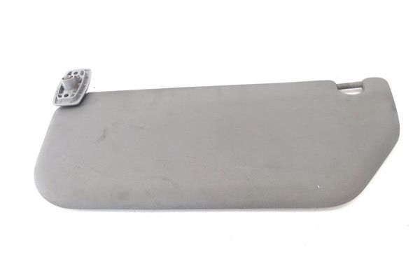 Recambio de parasol derecho para citroen saxo 1.5 d referencia OEM IAM 8143J6  