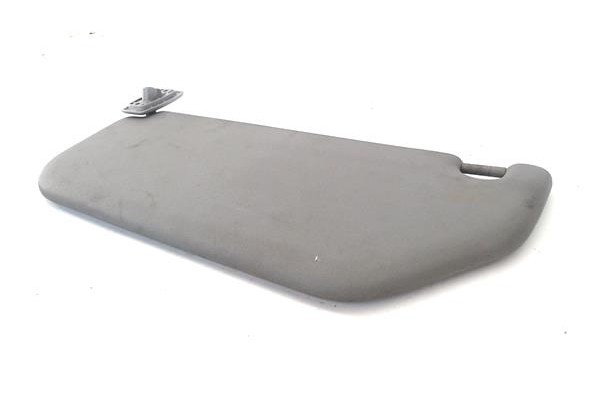 Recambio de parasol derecho para citroen saxo 1.5 d referencia OEM IAM 8143J6  