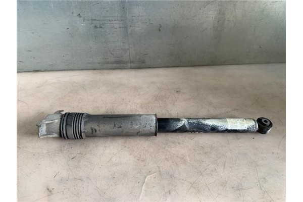 Recambio de amortiguador trasero izquierdo para opel astra k berlina 5p 1.6 dynamic referencia OEM IAM   
