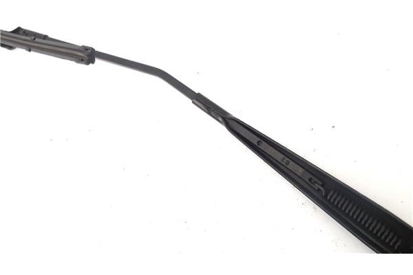 Recambio de brazo limpiaparabrisas delantero izquierdo para volkswagen golf vi (5k1) 1.6 advance referencia OEM IAM 1Q195540903C