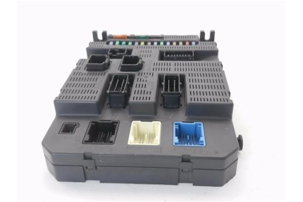 Recambio de bsi para citroen c4 coupe 1.6 vtr referencia OEM IAM 9663798480  