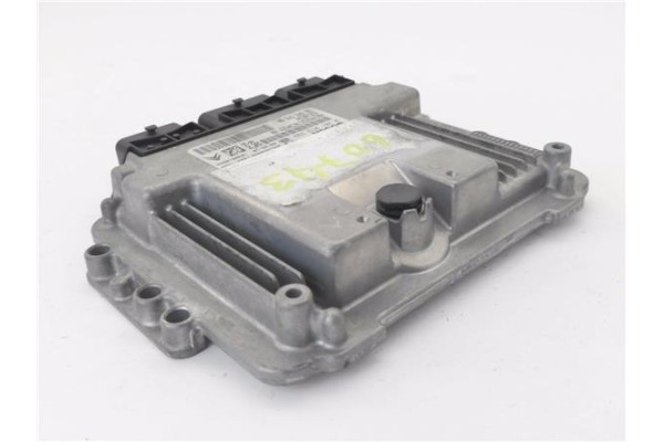 Recambio de centralita para citroen c4 coupe 1.6 vtr referencia OEM IAM 9664257580 281013332 