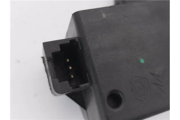 Recambio de cierre electromagnetico porton para citroen c4 coupe 1.6 vtr referencia OEM IAM 9652901980  