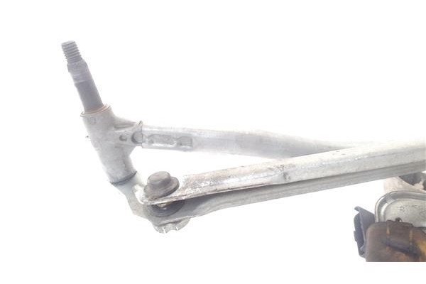 Recambio de motor limpiaparabrisas delantero para citroen c3 picasso 1.6 exclusive referencia OEM IAM 53571102  
