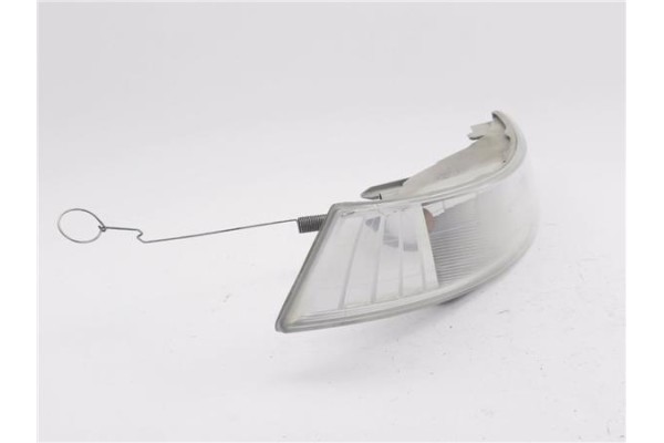 Recambio de intermitente delantero dcho para nissan primastar furgón (x83) dci 100 referencia OEM IAM 18A371B1  