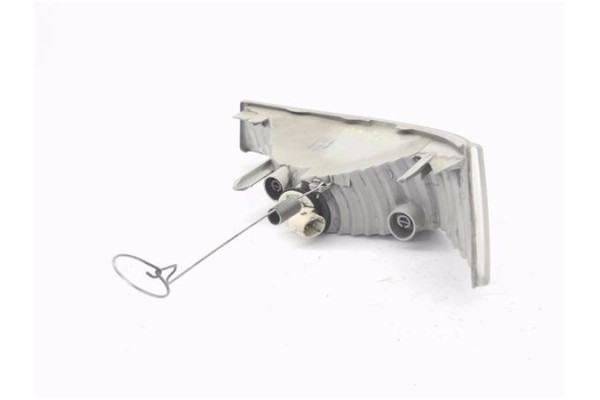 Recambio de intermitente delantero dcho para nissan primastar furgón (x83) dci 100 referencia OEM IAM 18A371B1  