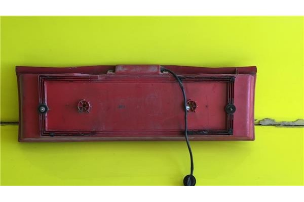 Recambio de piloto trasero derecho para audi coupe (8b3) 2.0 básico referencia OEM IAM 895945695 29610002 