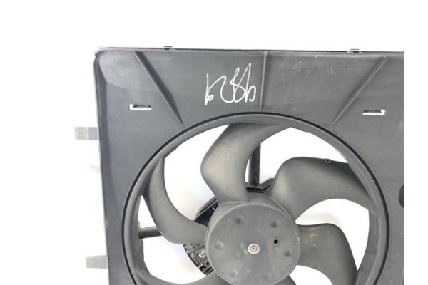 Recambio de electroventilador para citroen c3 1.4 i referencia OEM IAM 9652396280  