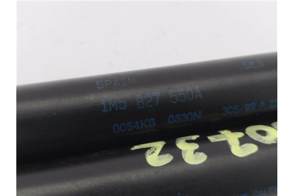 Recambio de amortiguador tapa maletero para seat toledo (1m2) 1.9 tdi referencia OEM IAM 1M5827550A  