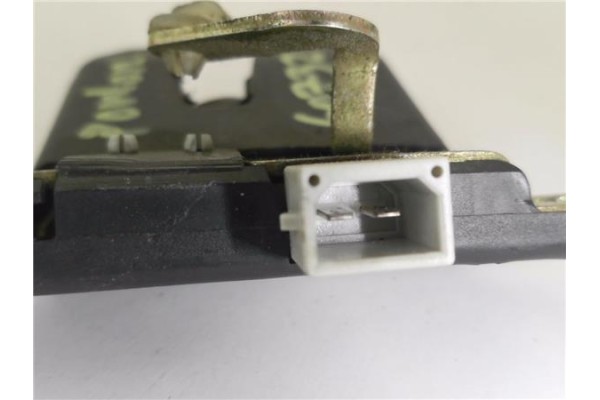 Recambio de cierre electromagnetico porton para seat toledo (1m2) 1.9 tdi referencia OEM IAM D5827505D  