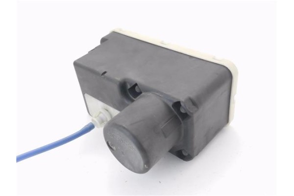 Recambio de compresor cierre centralizado para volkswagen polo iii berlina (6n2) 1.0 conceptline referencia OEM IAM 6N0962257  