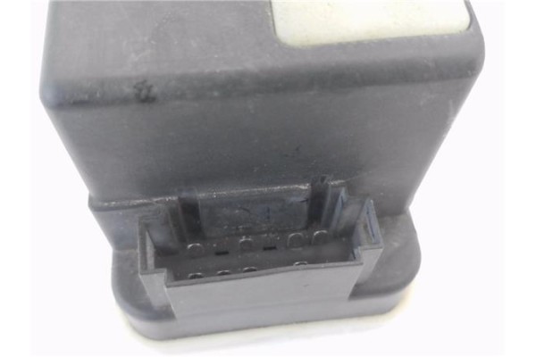 Recambio de compresor cierre centralizado para volkswagen polo iii berlina (6n2) 1.0 conceptline referencia OEM IAM 6N0962257  