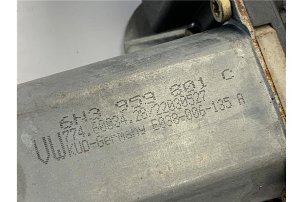 Recambio de mecanismo elevalunas delantero izquierdo para volkswagen polo iii berlina (6n2) 1.0 conceptline referencia OEM IAM 6