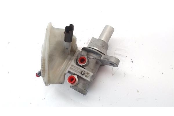 Recambio de bomba freno para citroen c4 coupe 1.6 vtr referencia OEM IAM 0204051007  