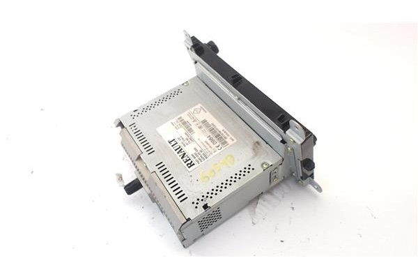 Recambio de autoradio para renault clio iv 0.9 limited referencia OEM IAM 281157941R  