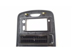 Recambio de consola para renault clio iv 0.9 limited referencia OEM IAM 687502204R  