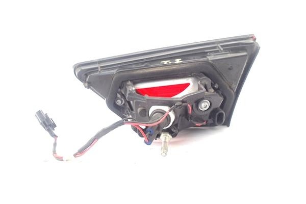 Recambio de piloto porton trasero izquierdo para renault clio iv 0.9 limited referencia OEM IAM 265551311R  