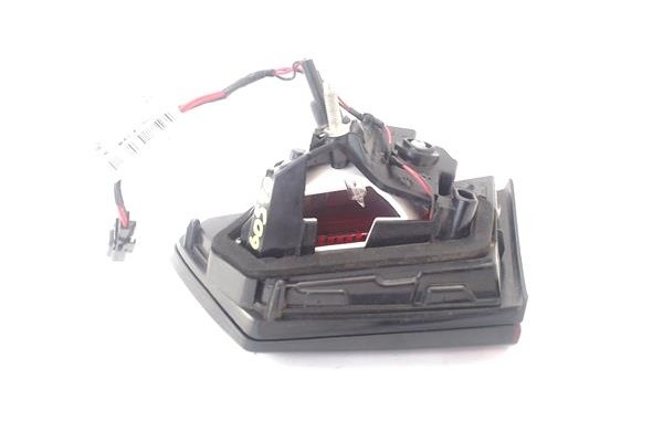 Recambio de piloto porton trasero izquierdo para renault clio iv 0.9 limited referencia OEM IAM 265551311R  