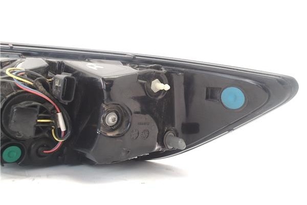 Recambio de piloto trasero izquierdo para renault clio iv 0.9 limited referencia OEM IAM 265554998R  