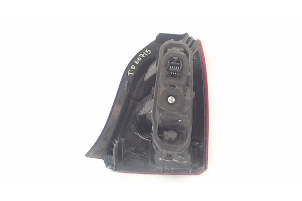 Recambio de piloto trasero derecho para renault twingo (cn0_) 1.2 16v (cn0a) referencia OEM IAM 8200387888  