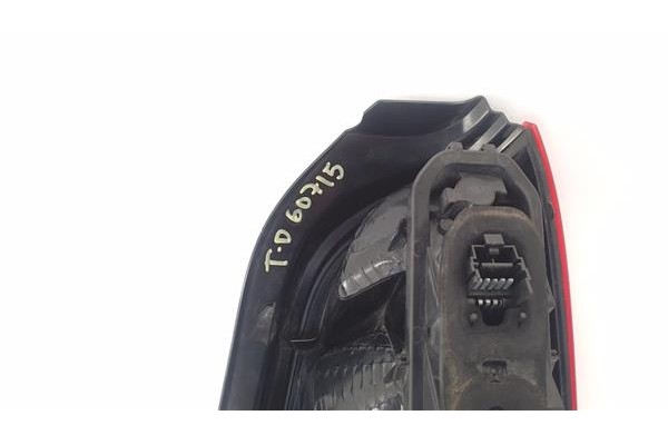 Recambio de piloto trasero derecho para renault twingo (cn0_) 1.2 16v (cn0a) referencia OEM IAM 8200387888  