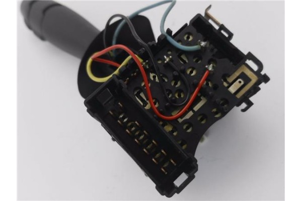 Recambio de mando intermitencia para renault twingo (cn0_) 1.2 16v (cn0a) referencia OEM IAM 9010575680  