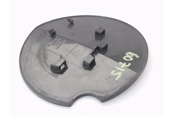 Recambio de tapa exterior combustible para renault twingo (cn0_) 1.2 16v (cn0a) referencia OEM IAM 8200637764  