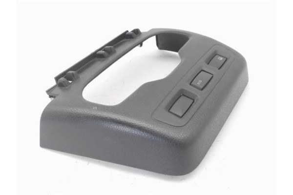 Recambio de embellecedor consola central para dacia dokker 1.5 essential referencia OEM IAM 275009445R  
